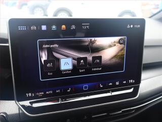 Peugeot 508 (2015) Allure 2.0 BlueHDi, Automat - náhled 16