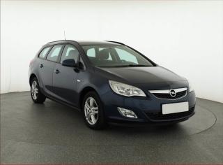 Opel Astra 1.7 CDTI, Serv.kniha, Tempomat