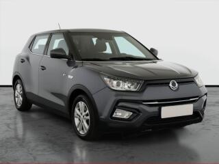 SsangYong Tivoli 1.6 e-XDi, 4X4, Serv.kniha