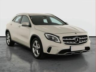 Mercedes-Benz GLA 180, Automat, K��e, Navi