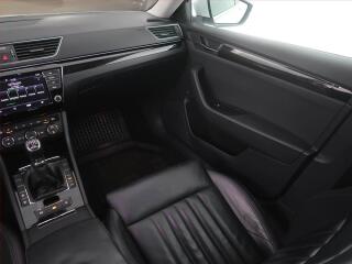 Škoda Yeti (2011) 2.0 TDI, Tempomat - náhled 8