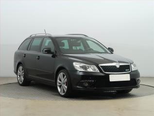 koda Octavia RS 2.0 TSI, Serv.kniha, Ke