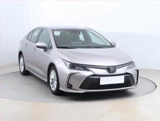 Toyota Corolla 1.5 VVT-i, R,1.maj, Tempomat
