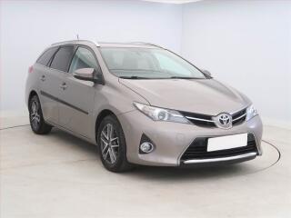 Toyota Auris 1.6 Valvematic, Serv.kniha