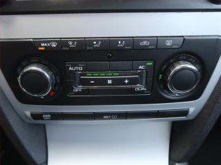 Škoda Octavia (2009) 1.9 TDI, Tempomat - náhled 15