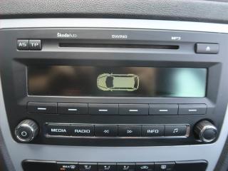 Škoda Octavia (2009) 1.9 TDI, Tempomat - náhled 16