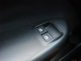 Škoda Octavia (2009) 1.9 TDI, Tempomat - náhled 17
