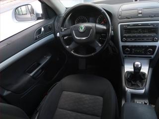 Škoda Octavia (2009) 1.9 TDI, Tempomat - náhled 7