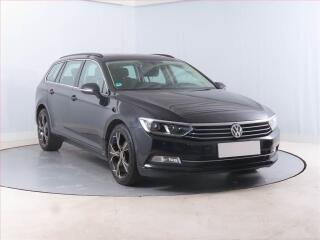 Volkswagen Passat Comfortline 2.0 TDI, Navi