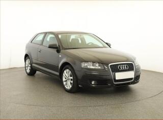 Audi A3 2.0 TDI, Tempomat