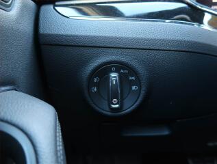 Mercedes-Benz Třídy A (2012) A 180 d, Serv.kniha, Navi - náhled 16