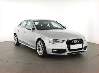 Audi A4 S-Line 2.0 TDI, Serv.kniha