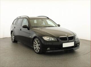 BMW 320 d, Xenony, Tempomat