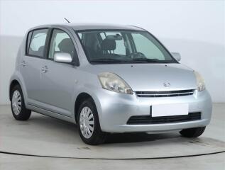 Daihatsu Sirion 1.3, po STK, udr�ovan�