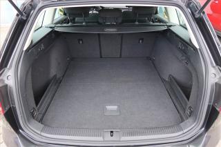 Volkswagen Passat (2019) Comfortline 2.0 TDI, Navi - náhled 13