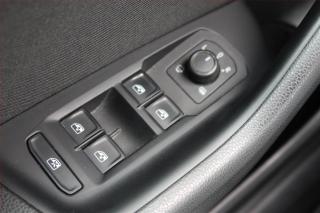 Volkswagen Passat (2019) Comfortline 2.0 TDI, Navi - náhled 15