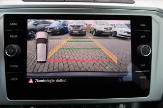 Volkswagen Passat (2019) Comfortline 2.0 TDI, Navi - náhled 18