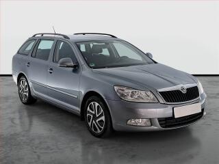 �koda Octavia 1.4 TSI, Serv.kniha, Tempomat