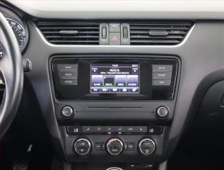 Škoda Octavia (2007) Ambiente 1.9 TDI, Klima - náhled 12