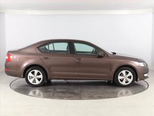 Škoda Octavia (2007) Ambiente 1.9 TDI, Klima - náhled 6