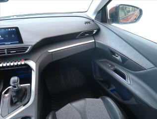 Peugeot 5008 (2024) Allure PureTech 130 - náhled 8