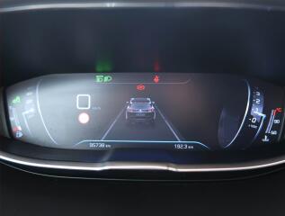 Peugeot 5008 (2024) Allure PureTech 130 - náhled 11