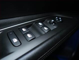 Peugeot 5008 (2024) Allure PureTech 130 - náhled 14