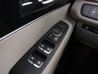 Peugeot 5008 (2024) Allure PureTech 130 - náhled 16