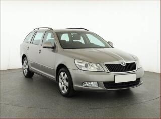 �koda Octavia Elegance 1.9 TDI, nov� STK