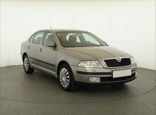 koda Octavia 1.9 TDI, po STK, rezervace