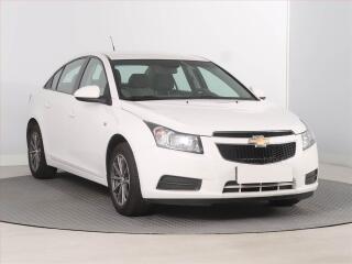 Chevrolet Cruze 1.6 i 16V, �R,1.maj