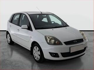 Ford Fiesta 1.3 i, po STK, obl�ben� v�z