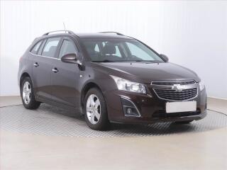 Chevrolet Cruze 1.8 i 16V, nov� STK