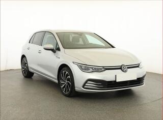 Volkswagen Golf 1.5 eTSI