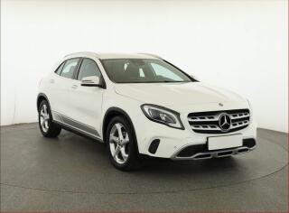 Mercedes-Benz GLA 200 d 4MATIC, 4X4