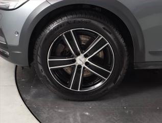 Volvo V90 (2017) Cross Country - náhled 14