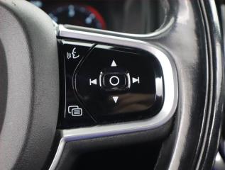 Volvo V90 (2017) Cross Country - náhled 17