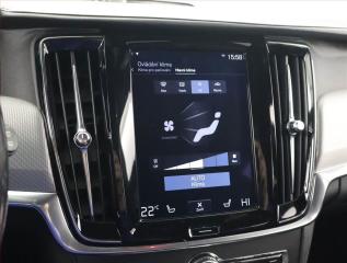 Volvo V90 (2017) Cross Country - náhled 22