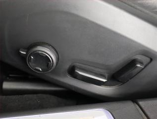 Volvo V90 (2017) Cross Country - náhled 23