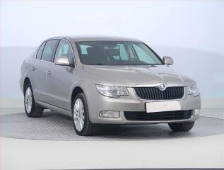�koda Superb 2.0 TDI, Serv.kniha, Xenony