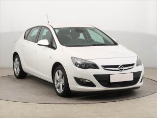 Opel Astra 1.4 T, �R,1.maj, Serv.kniha
