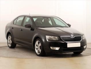 koda Octavia 1.6 TDI, R,2.maj, Navi