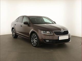 �koda Octavia 1.2 TSI, Bi-Xenony, Tempomat