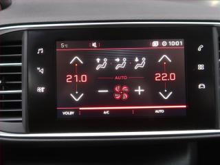 Peugeot 308 (2018) GT 1.6 GTI, Serv.kniha, Kůže - náhled 21