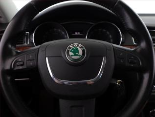 Škoda Superb (2009) Ambition Plus 2.0 TDI, Automat - náhled 8