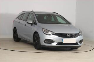 Opel Astra 1.2 Turbo, �R,1.maj
