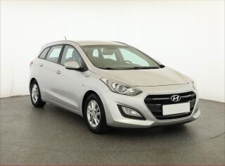 Hyundai i30 1.6 MPI, �R,1.maj, Tempomat