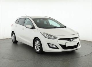 Hyundai i30 1.6 CRDi, Serv.kniha, Tempomat
