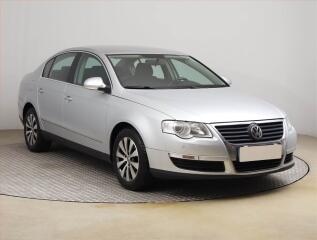Volkswagen Passat Comfortline 2.0 TDI, nov� STK