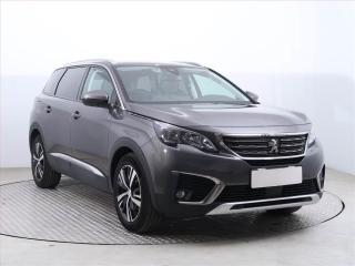 Peugeot 5008 Allure PureTech 130, Nov v r